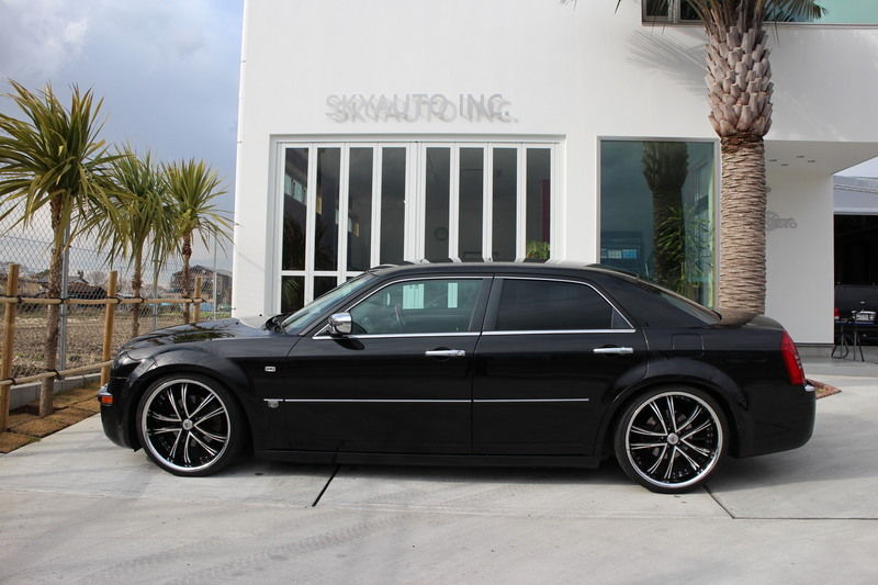 クライスラー 300C 300C 5.7L D車 右ハンドル | 車両詳細情報 | Skyauto